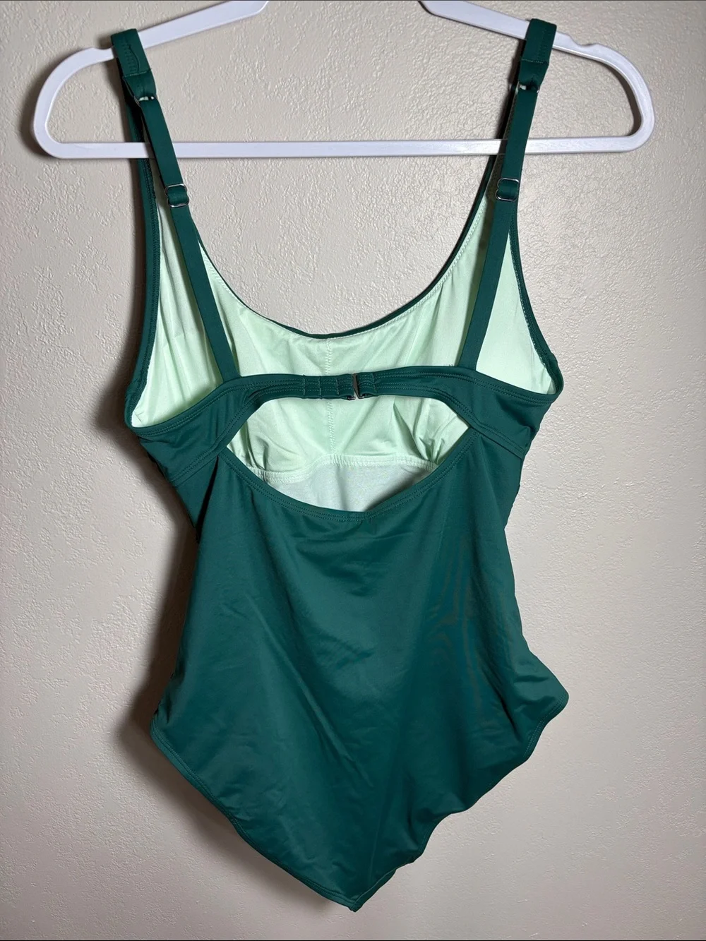 Cupshe scoop neckline